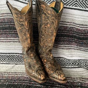 Corral cowboy boots
